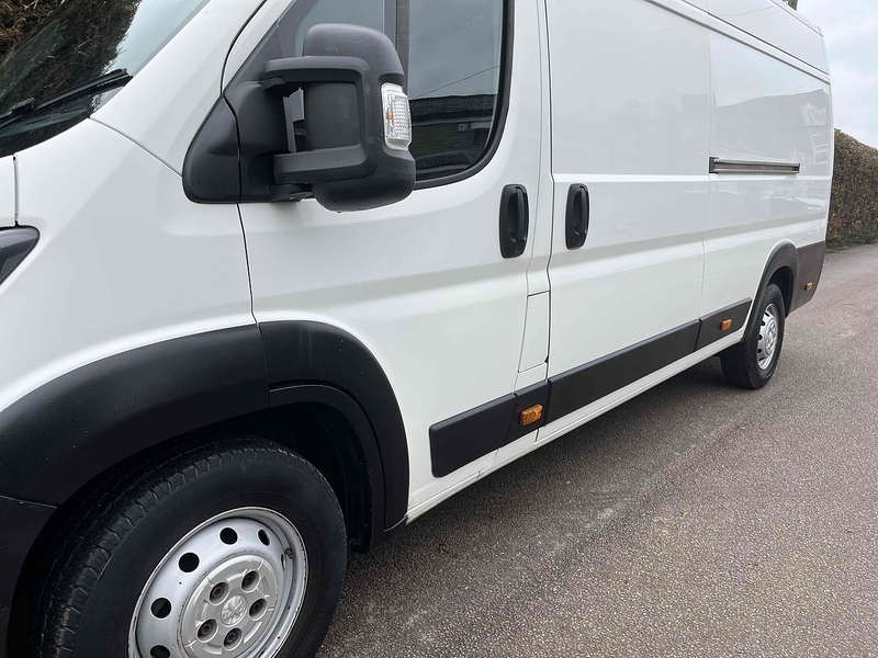 Peugeot 2.2 BlueHDi 435 Professional 2.2 5dr Panel Van Manual Diesel