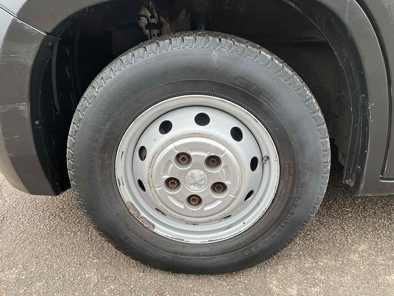 Peugeot 2.2 BlueHDi 435 Professional 2.2 5dr Panel Van Manual Diesel