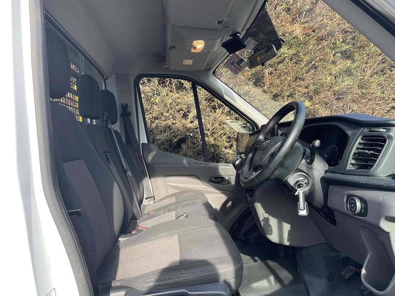 Ford 350 2.0 170bhp L4 XLWB 14FT DROPSDE TRAFFIC MANAGEMENT 2.0 2dr Dropside Manual Diesel