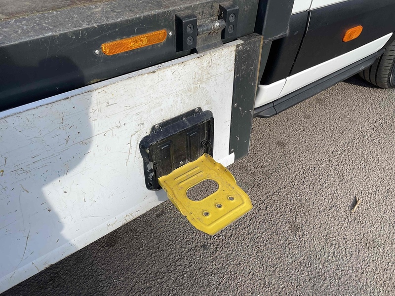 Ford 350 2.0 170bhp L4 XLWB 14FT DROPSDE TRAFFIC MANAGEMENT 2.0 2dr Dropside Manual Diesel