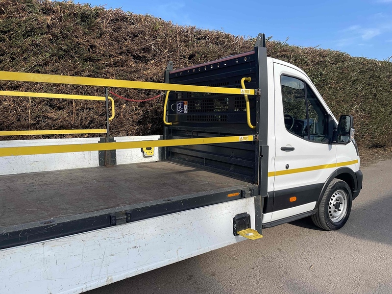 Ford 350 2.0 170bhp L4 XLWB 14FT DROPSDE TRAFFIC MANAGEMENT 2.0 2dr Dropside Manual Diesel