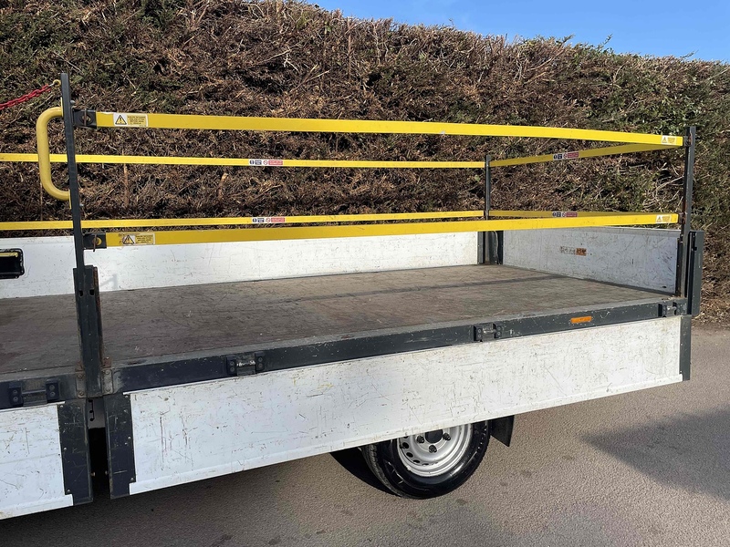 Ford 350 2.0 170bhp L4 XLWB 14FT DROPSDE TRAFFIC MANAGEMENT 2.0 2dr Dropside Manual Diesel