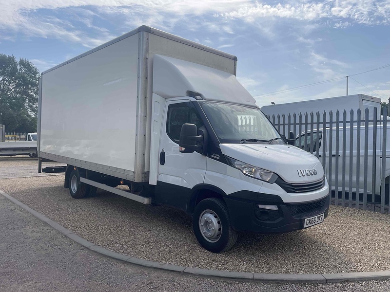 Iveco 70C18 3.0 Box Automatic Diesel