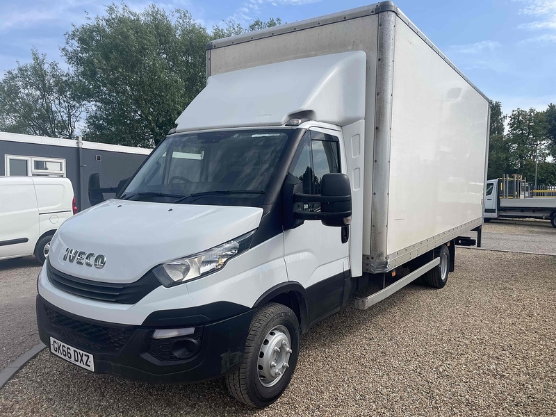 Iveco 70C18 3.0 Box Automatic Diesel