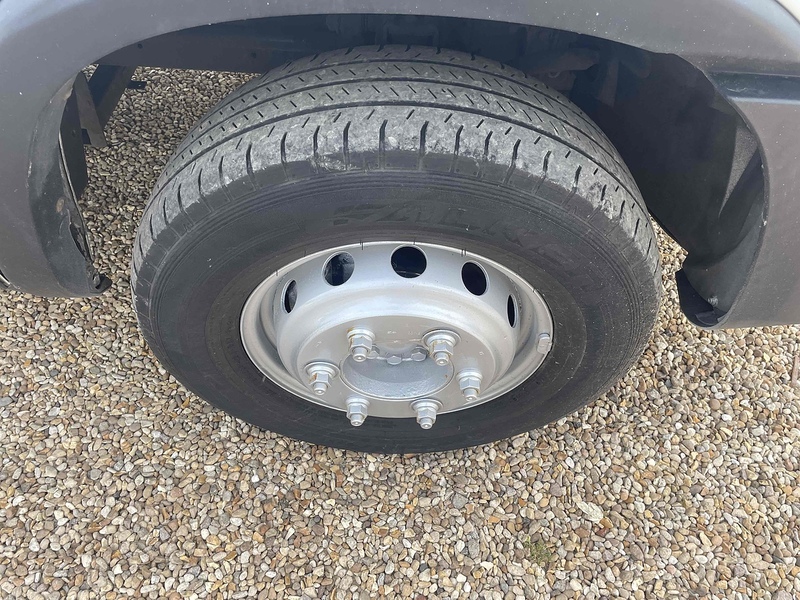 Iveco 70C18 3.0 Box Automatic Diesel