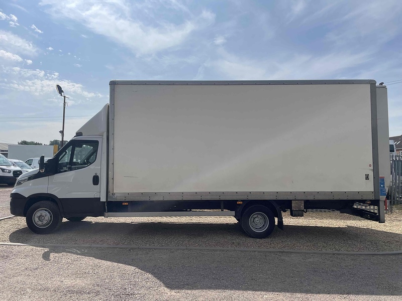 Iveco 70C18 3.0 Box Automatic Diesel
