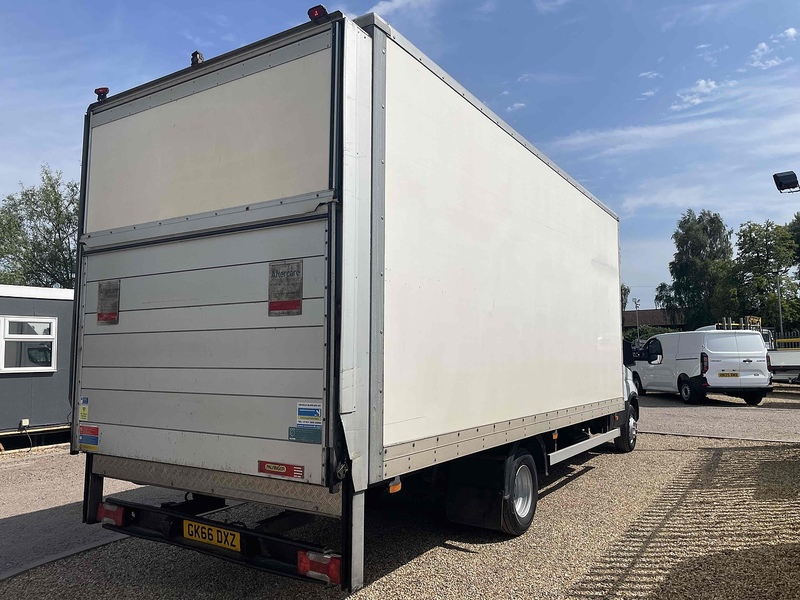 Iveco 70C18 3.0 Box Automatic Diesel
