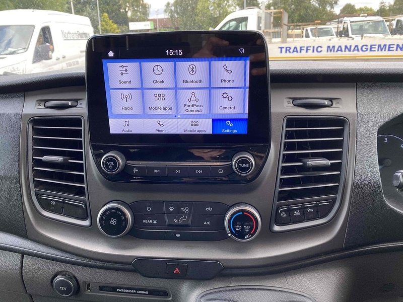 Ford 2.0 460 EcoBlue Leader L4 XLWB MINIBUS - 17 SEATS CAMPER CONVERSION