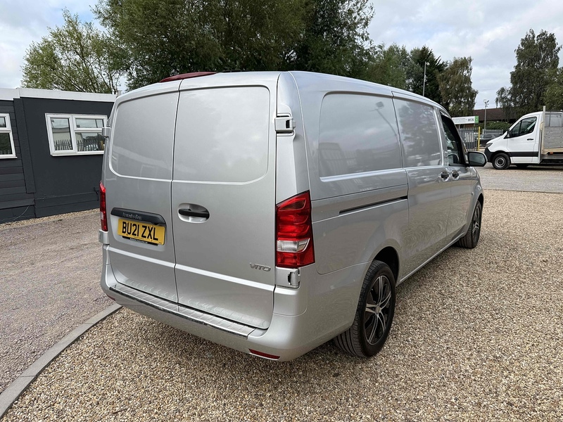 Mercedes-Benz 1.7 114 CDI Progressive L2 LWB PANEL VAN - SILVER