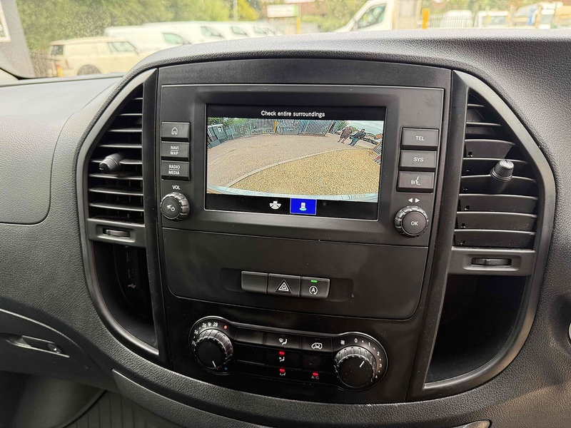 Mercedes-Benz 1.7 114 CDI Progressive L2 LWB PANEL VAN - SILVER