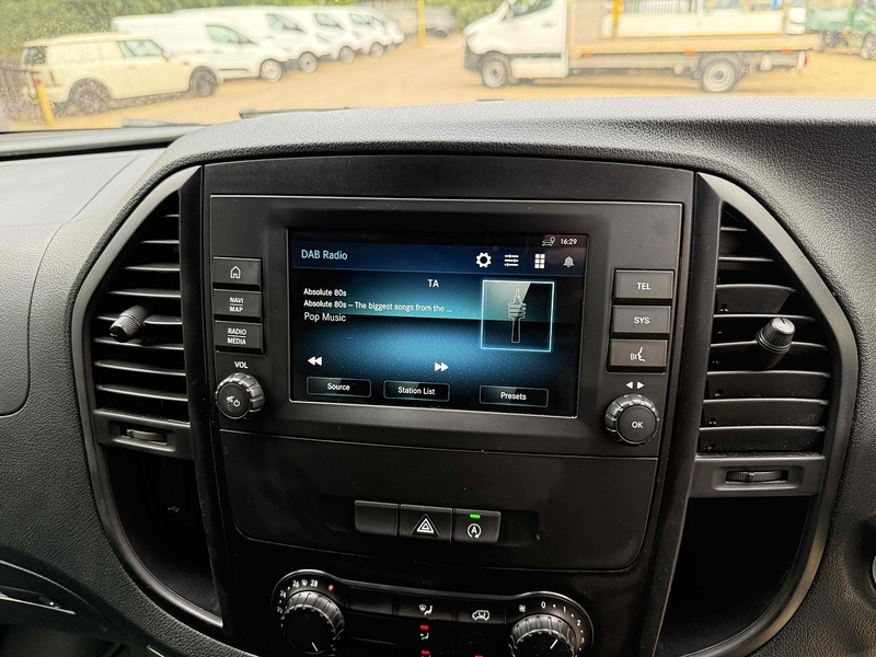 Mercedes-Benz 1.7 114 CDI Progressive L2 LWB PANEL VAN - SILVER