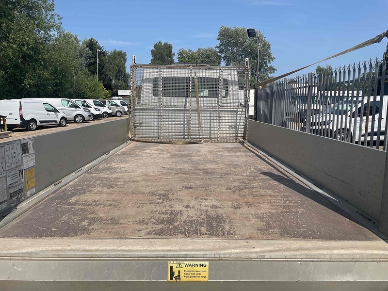 MAN 2.0 3140d L3 LWB DROPSIDE TAIL LIFT - CHAPTER 8 SPEC