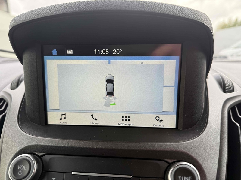 Ford 1.0 EcoBoost Limited SWB PANEL VAN - WHITE