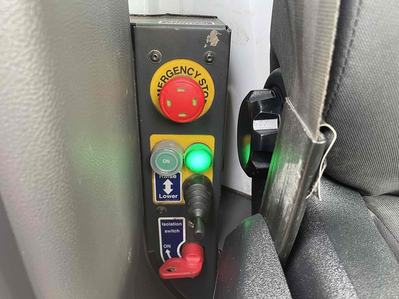 Ford 2.0 350 EcoBlue Leader L2 MWB TIPPER - DRW 2.0 2dr Tipper Manual Diesel