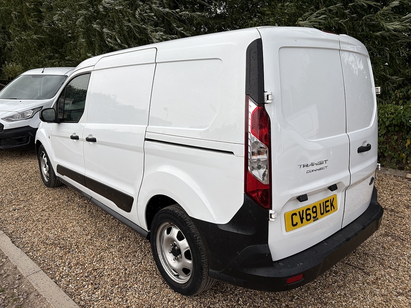 Ford 1.5 230 EcoBlue Leader L2 COMBI VAN - 5 SEATS 1.5 6dr Combi Van Manual Diesel