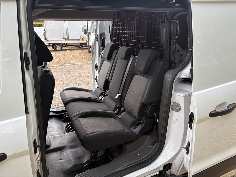 Ford 1.5 230 EcoBlue Leader L2 COMBI VAN - 5 SEATS 1.5 6dr Combi Van Manual Diesel