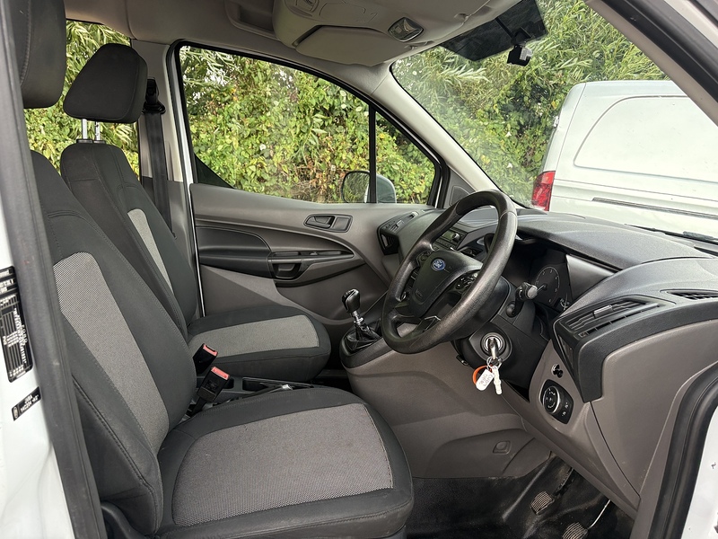 Ford 1.5 230 EcoBlue Leader L2 COMBI VAN - 5 SEATS 1.5 6dr Combi Van Manual Diesel