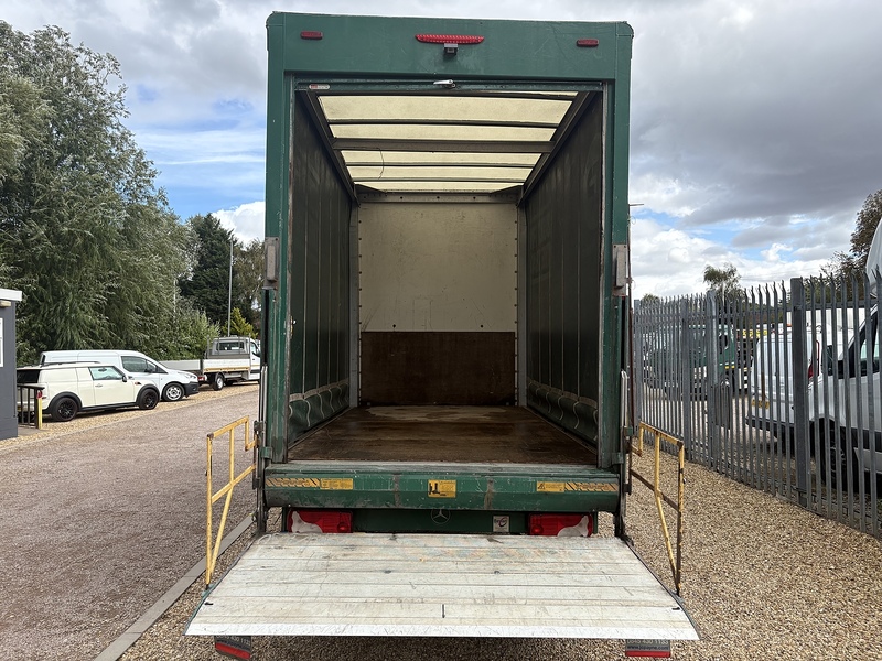 Mercedes-Benz 313 2.1 CDI LWB CURTAIN SIDED VAN - TAIL LIFT 2.1 2dr Curtain Side Van Manual Diesel