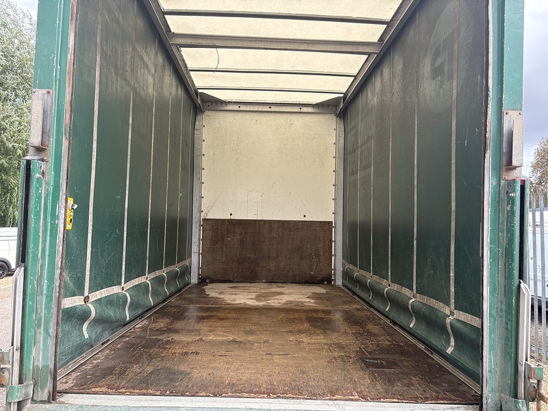 Mercedes-Benz 313 2.1 CDI LWB CURTAIN SIDED VAN - TAIL LIFT 2.1 2dr Curtain Side Van Manual Diesel