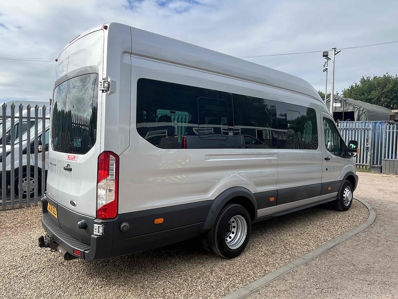Ford 2.2 TDCi 460 Trend L4 XLWB  - 17 SEATS 2.2 4dr Minibus Manual Diesel