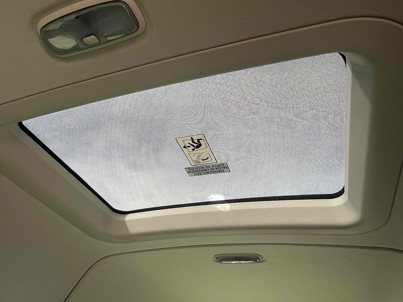 Ford 2.2 TDCi 460 Trend L4 XLWB  - 17 SEATS 2.2 4dr Minibus Manual Diesel