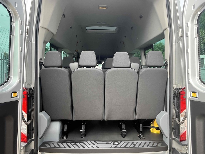 Ford 2.2 TDCi 460 Trend L4 XLWB  - 17 SEATS 2.2 4dr Minibus Manual Diesel