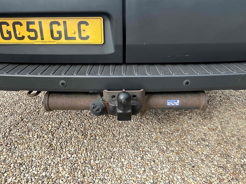 Ford 2.2 TDCi 460 Trend L4 XLWB  - 17 SEATS 2.2 4dr Minibus Manual Diesel