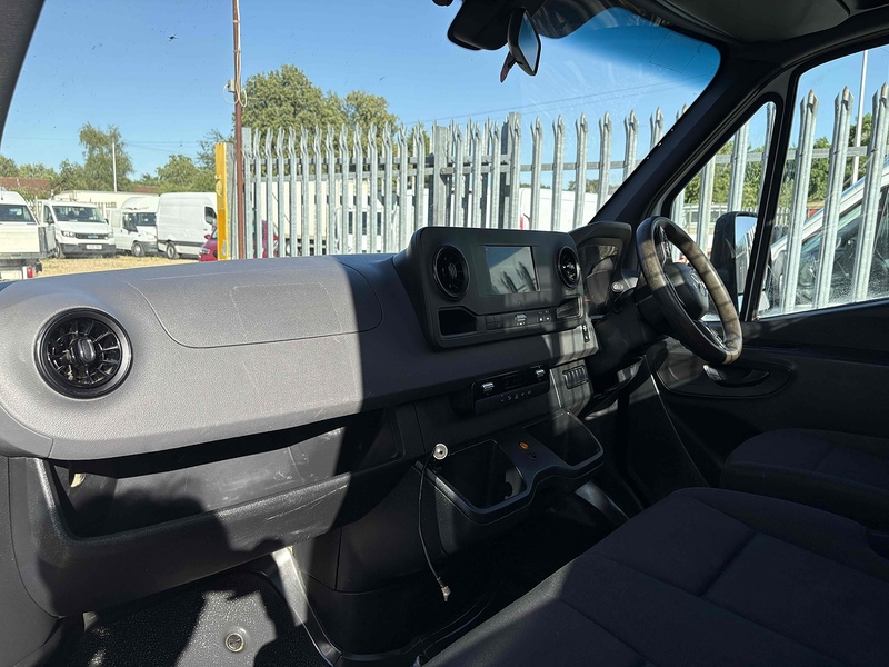 Mercedes-Benz 316 CDI 2.1 2dr Dropside Automatic Diesel