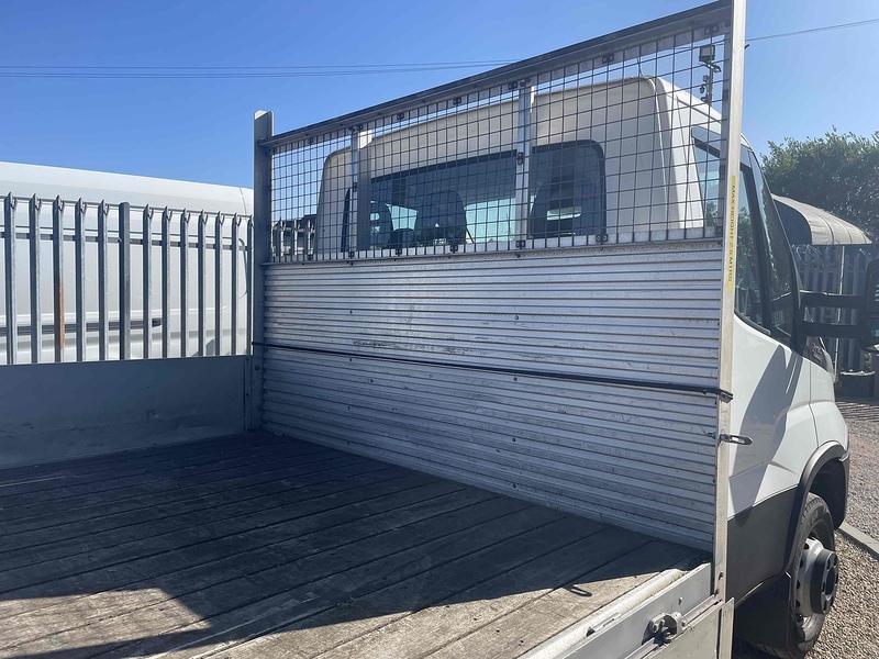 Iveco 3.0 70C18 L4 XLWB 20 FT DROPSIDE 7 TON - AUTOMATIC