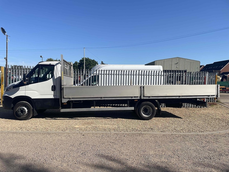 Iveco 3.0 70C18 L4 XLWB 20 FT DROPSIDE 7 TON - AUTOMATIC