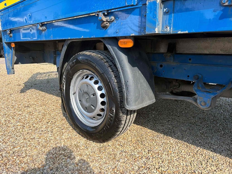 Mercedes-Benz 2.1 313 CDI LWB DROPSIDE FLATBED PICK UP - TAIL LIFT
