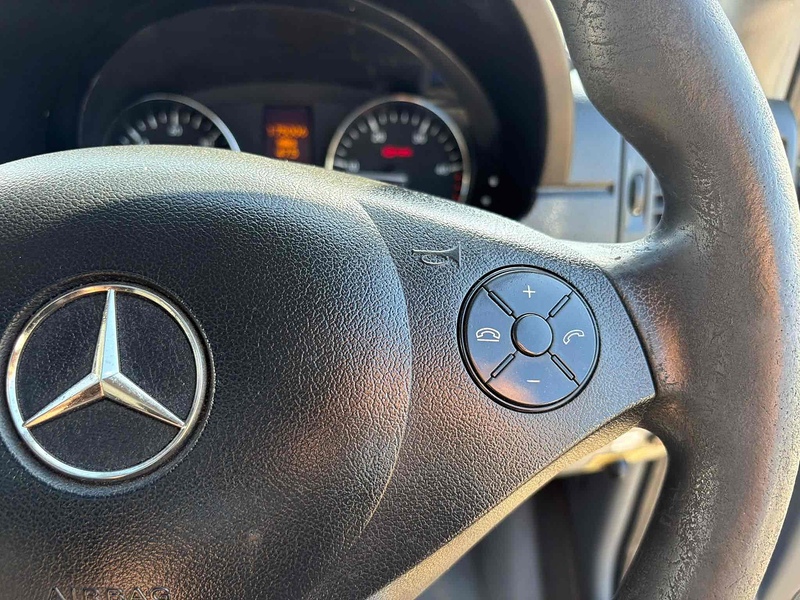 Mercedes-Benz 2.1 313 CDI LWB DROPSIDE FLATBED PICK UP - TAIL LIFT