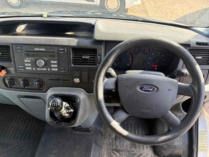 Ford TDCi 330 2.2 L2 MWB PANEL VAN - WHITE