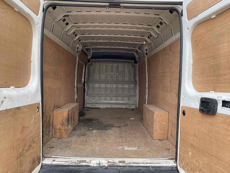 Peugeot 2.2 HDi 435 Professional L4 H2 LWB PANEL VAN - WHITE 2.2 5dr Panel Van Manual Diesel