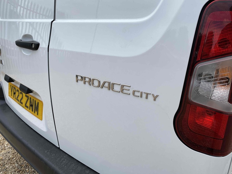 Toyota 1.5 BlueHDi Active Short Panel Van 5dr Diesel Manual SWB Euro 6 (s/s) (100 bhp)