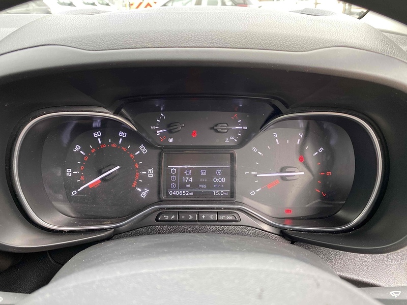 Toyota 1.5 BlueHDi Active Short Panel Van 5dr Diesel Manual SWB Euro 6 (s/s) (100 bhp)