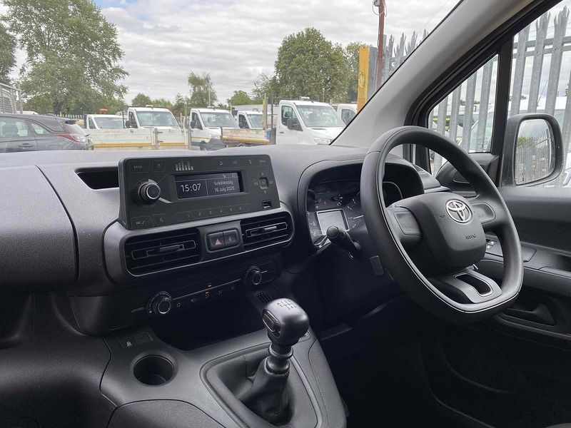 Toyota 1.5 BlueHDi Active Short Panel Van 5dr Diesel Manual SWB Euro 6 (s/s) (100 bhp)