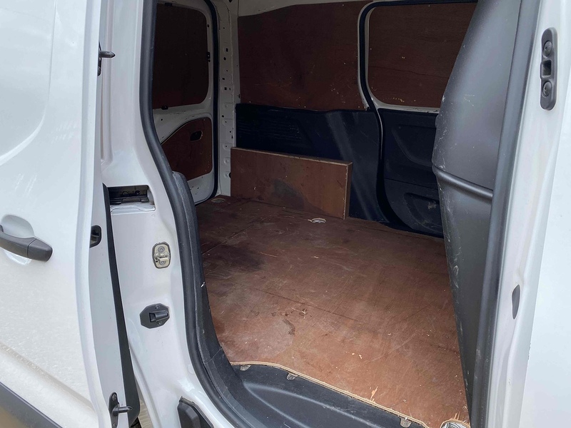 Toyota 1.5 BlueHDi Active Short Panel Van 5dr Diesel Manual SWB Euro 6 (s/s) (100 bhp)