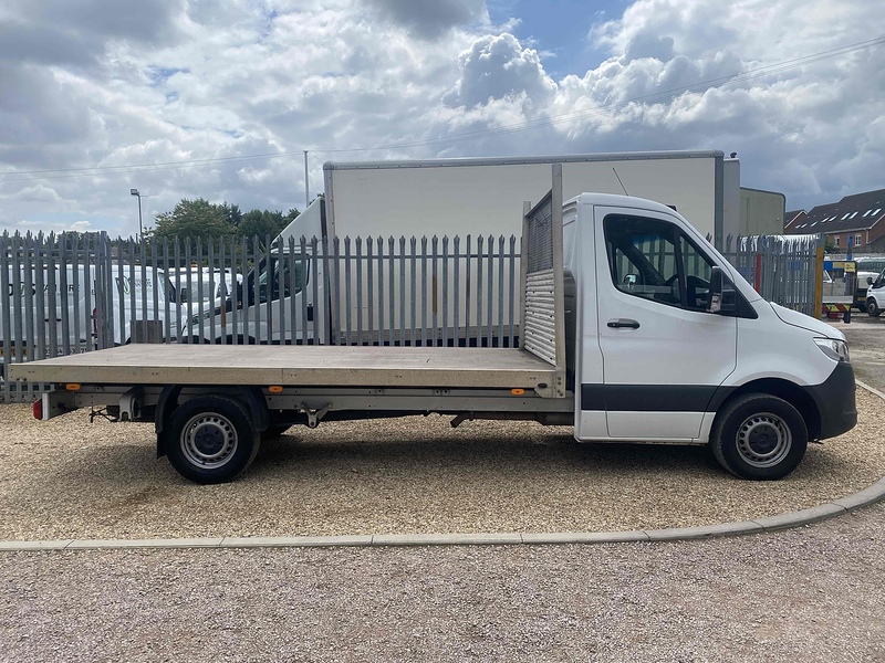 Mercedes-Benz 2.1 314 CDI Progressive L3 LWB 14FT FLATBED - WHITE