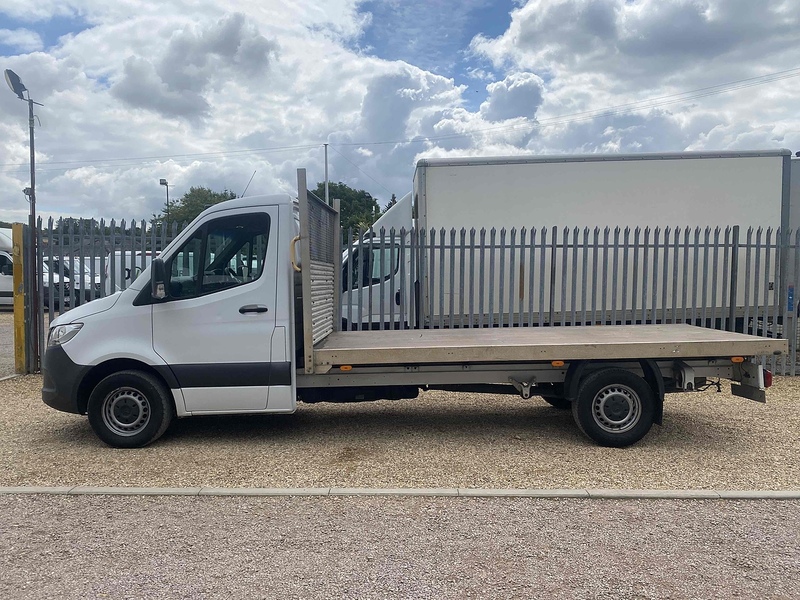 Mercedes-Benz 2.1 314 CDI Progressive L3 LWB 14FT FLATBED - WHITE