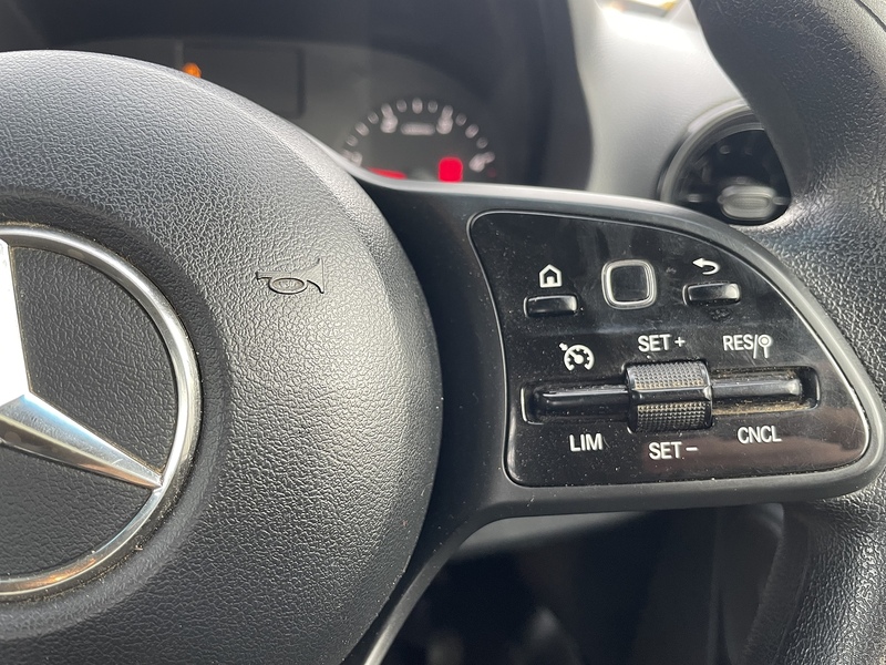 Mercedes-Benz 314 2.1 CDI Progressive L3 LWB DROPSIDE - WHITE