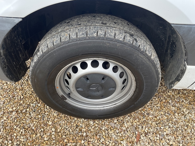 Mercedes-Benz 314 2.1 CDI Progressive L3 LWB DROPSIDE - WHITE