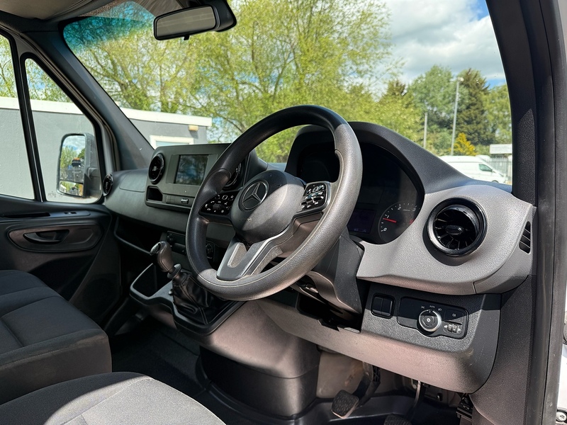Mercedes-Benz 316 2.1 CDI L3 LWB DROPSIDE – WHITE