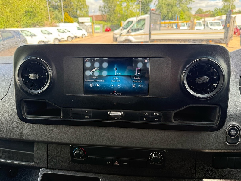 Mercedes-Benz 316 2.1 CDI L3 LWB DROPSIDE – WHITE