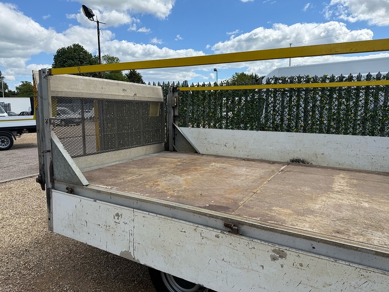 Mercedes-Benz 316 2.1 CDI L3 LWB DROPSIDE – WHITE