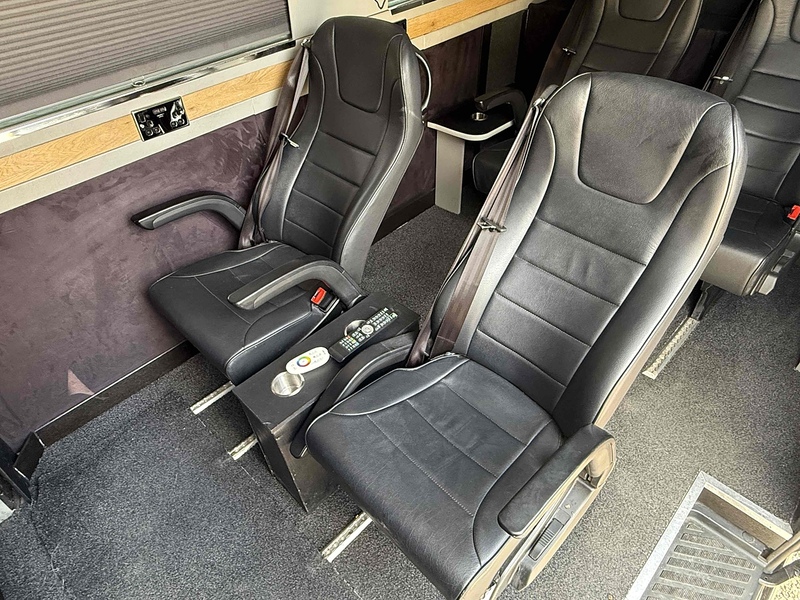 Mercedes-Benz 313 2.1CDI LWB LUXURY CREW MINI BUS