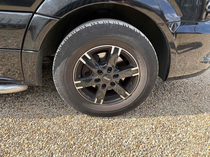 Mercedes-Benz 313 2.1CDI LWB LUXURY CREW MINI BUS