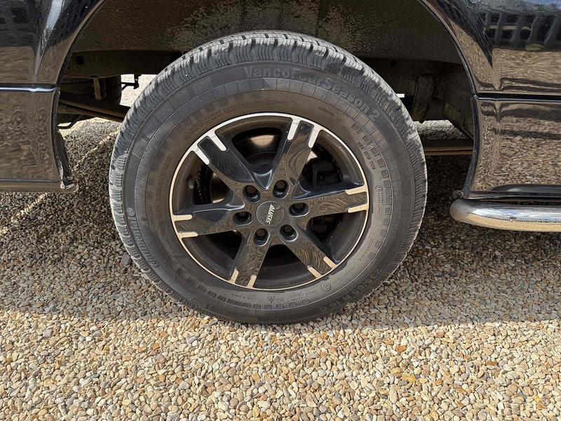 Mercedes-Benz 313 2.1CDI LWB LUXURY CREW MINI BUS