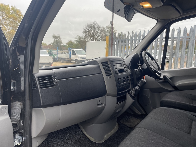 Mercedes-Benz 313 2.1CDI LWB LUXURY CREW MINI BUS