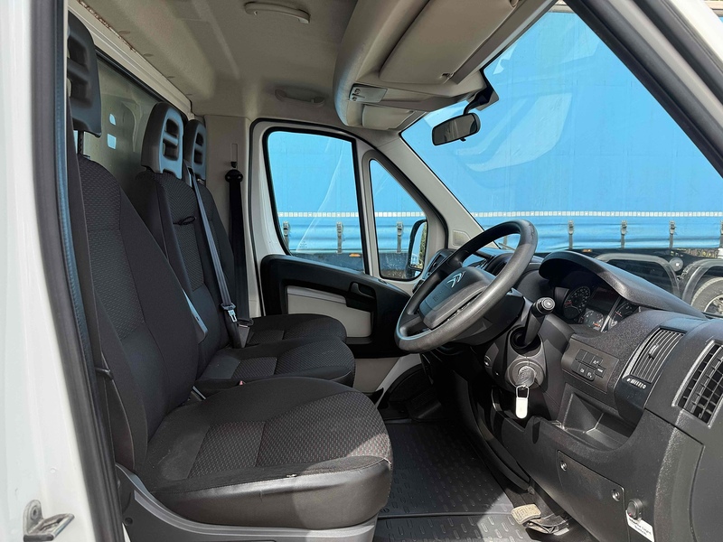 Citroen HDi 35 2.2 CURTAIN SIDED LUTON VAN - WHITE